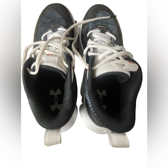 Under Armour. Sz 9.5 Women. Athletic Shoes/Trainers/Sneakers. Great condition - Picture 13 of 13